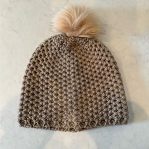 Woman’s Winter Hat